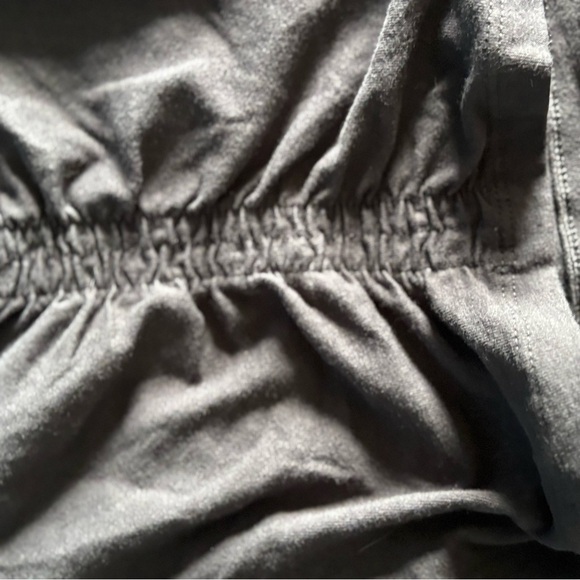 2 Black/gray Crop Tops. American Eagle & SO. Small - Picture 4 of 7